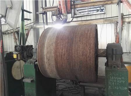 破碎机对辊离线堆焊